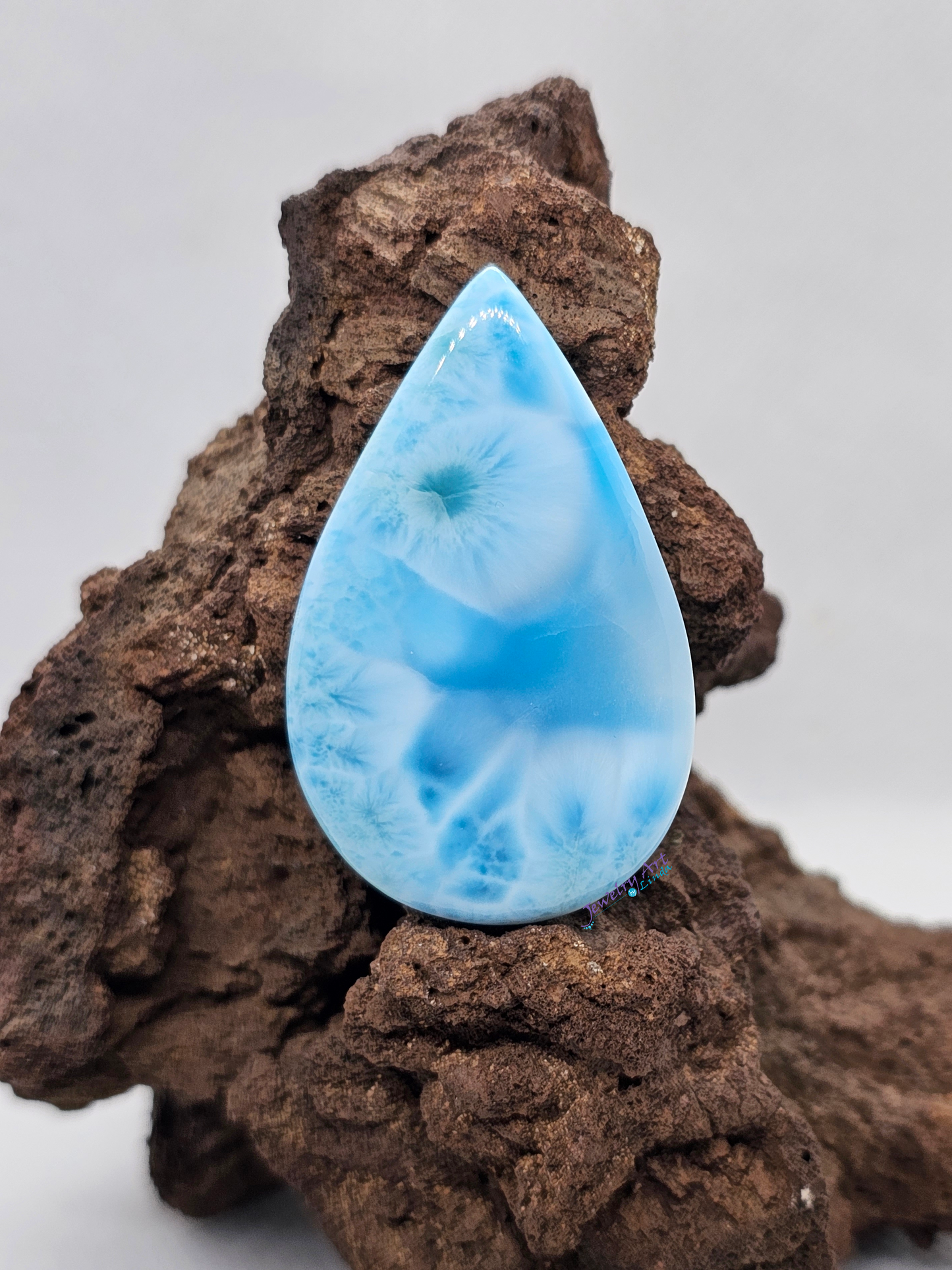 Larimar AAA+ LR-x-x-00274