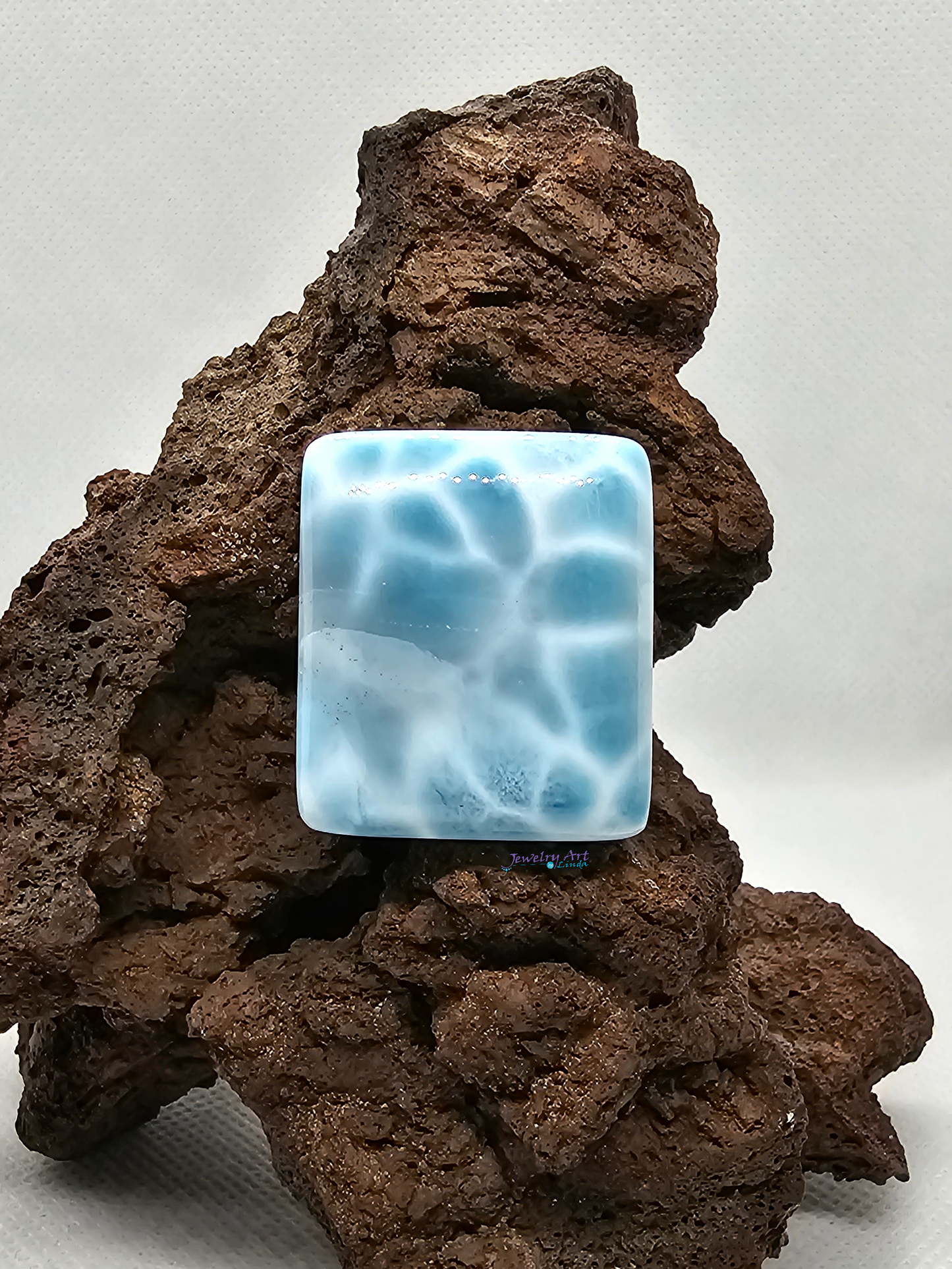 Larimar AAA+ LR-x-x-00257