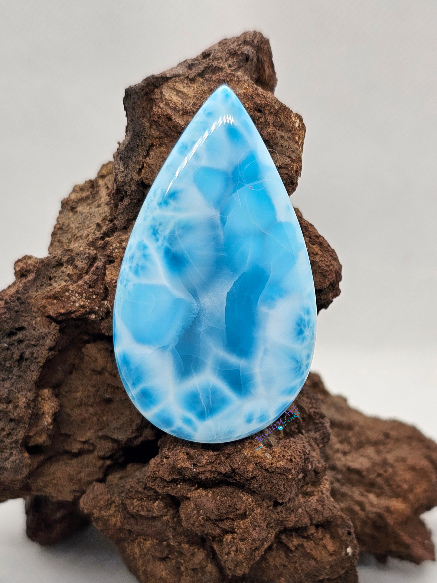 Larimar AAA+ LR-x-x-00275