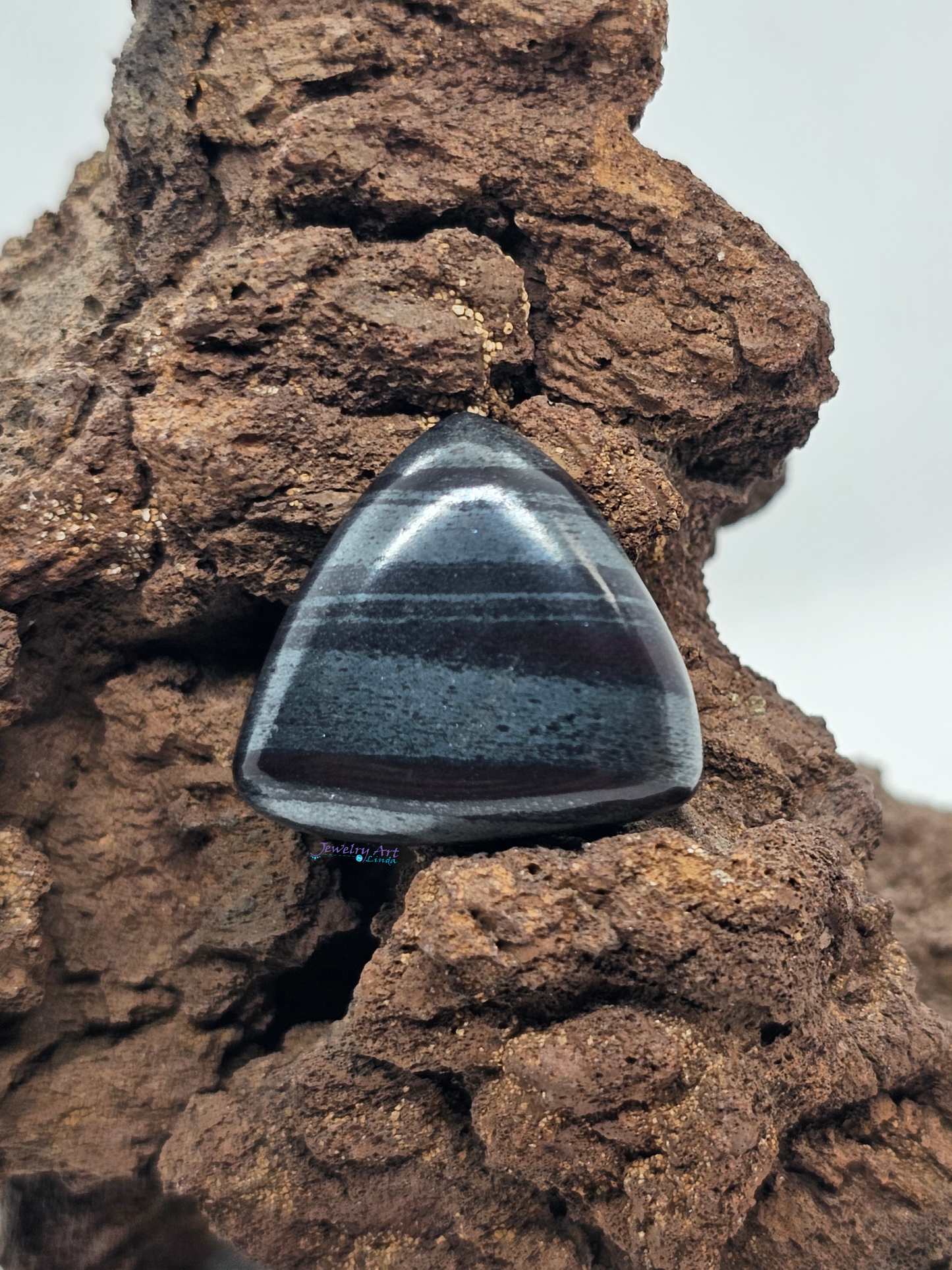 Banded Dark Red Jasper CO-x-00136A-05