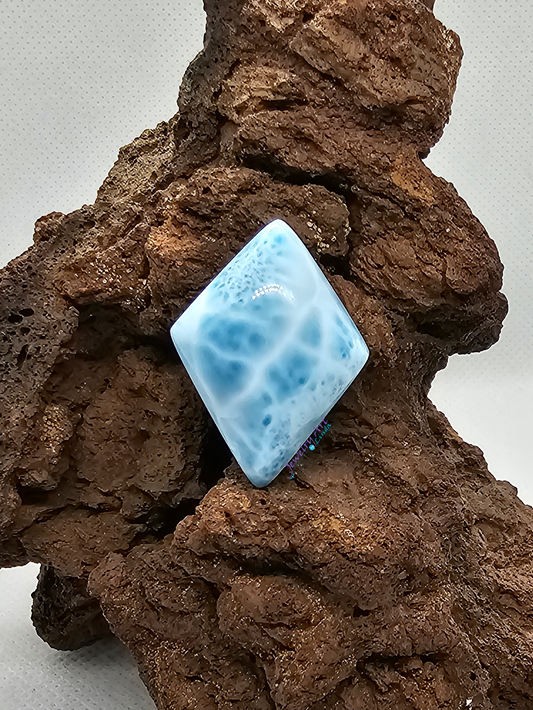 Larimar AAA+ LR-x-x-00311