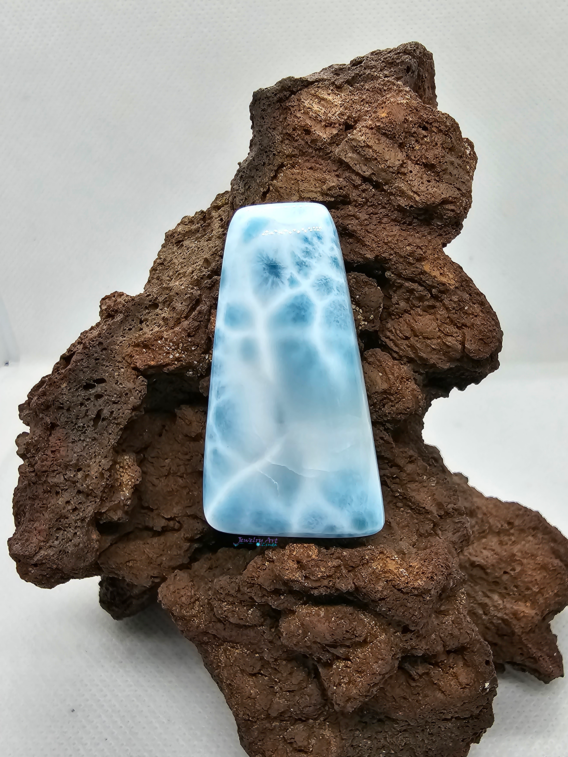 Larimar AAA+ LR-x-x-00254