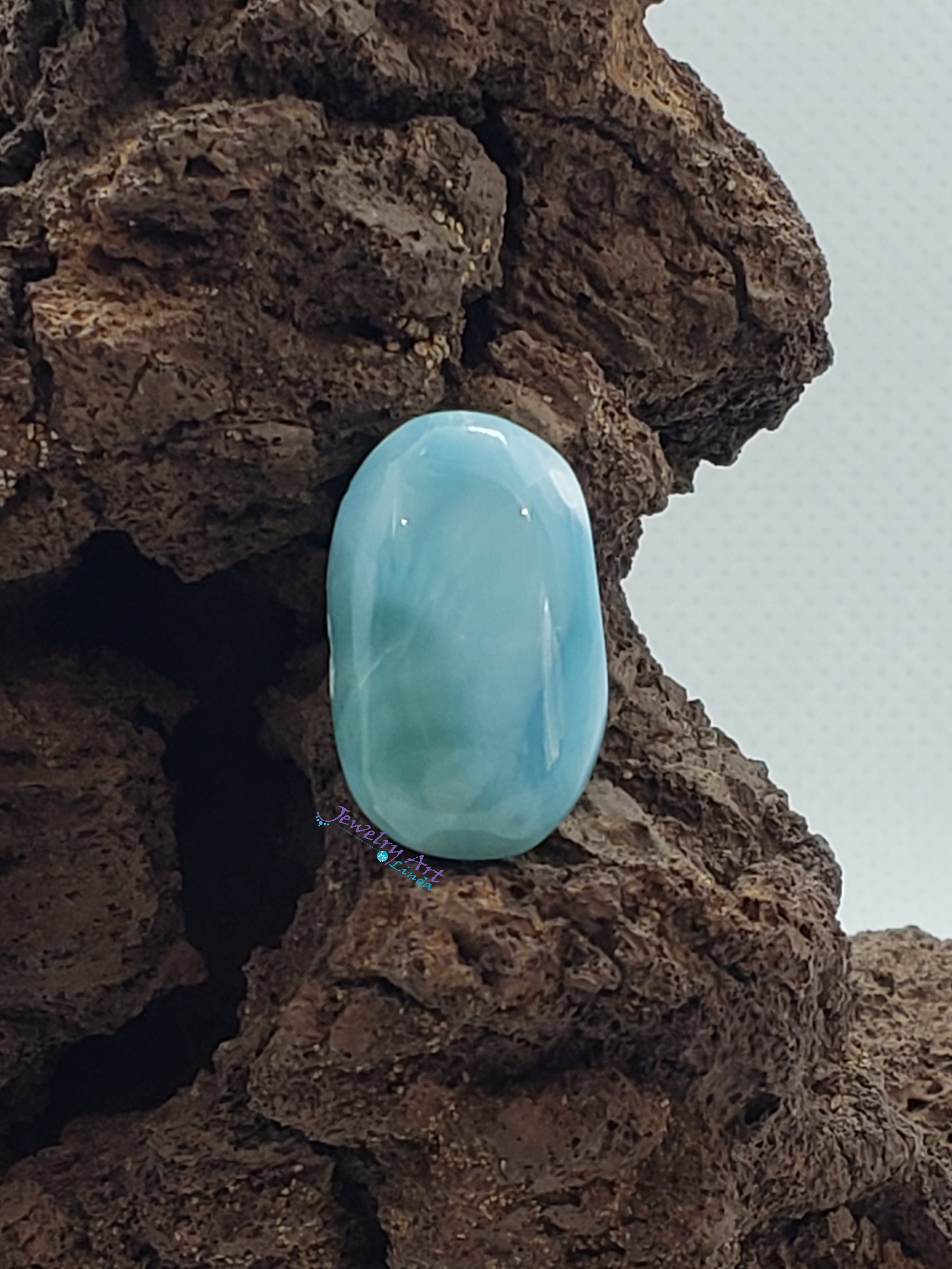 Larimar AAA LR-x-x-00025