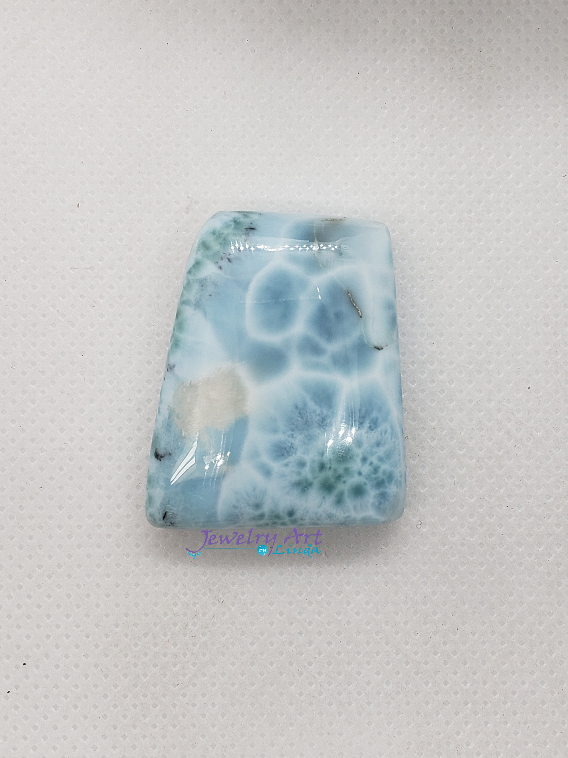 Larimar AAA LR-x-x-00112