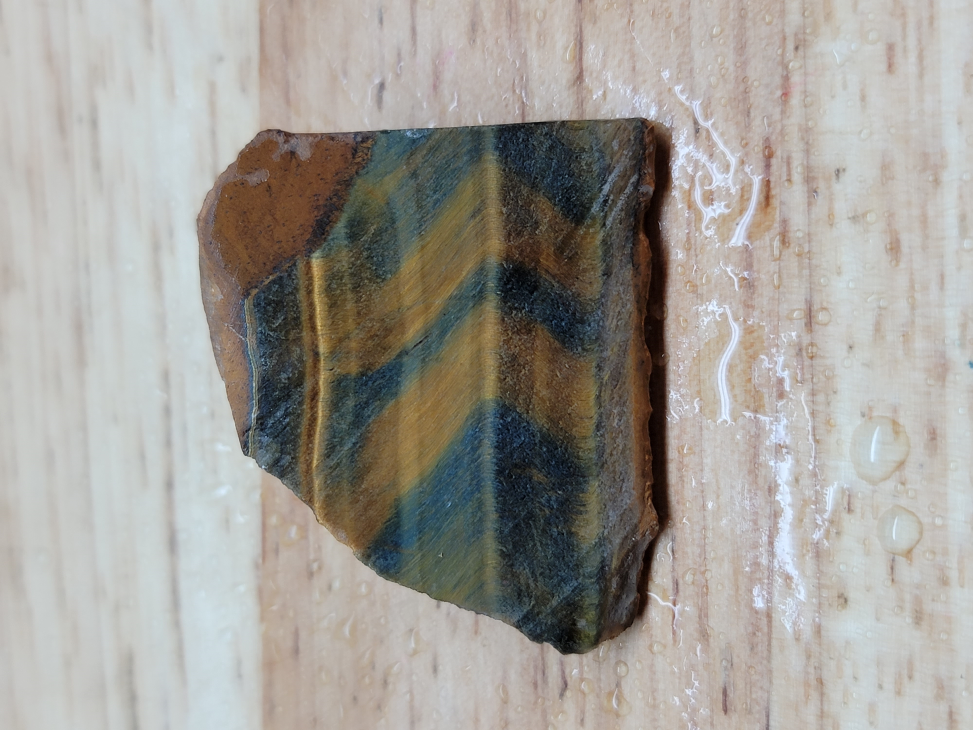 Tigers Eye with Blue OT-00019-01