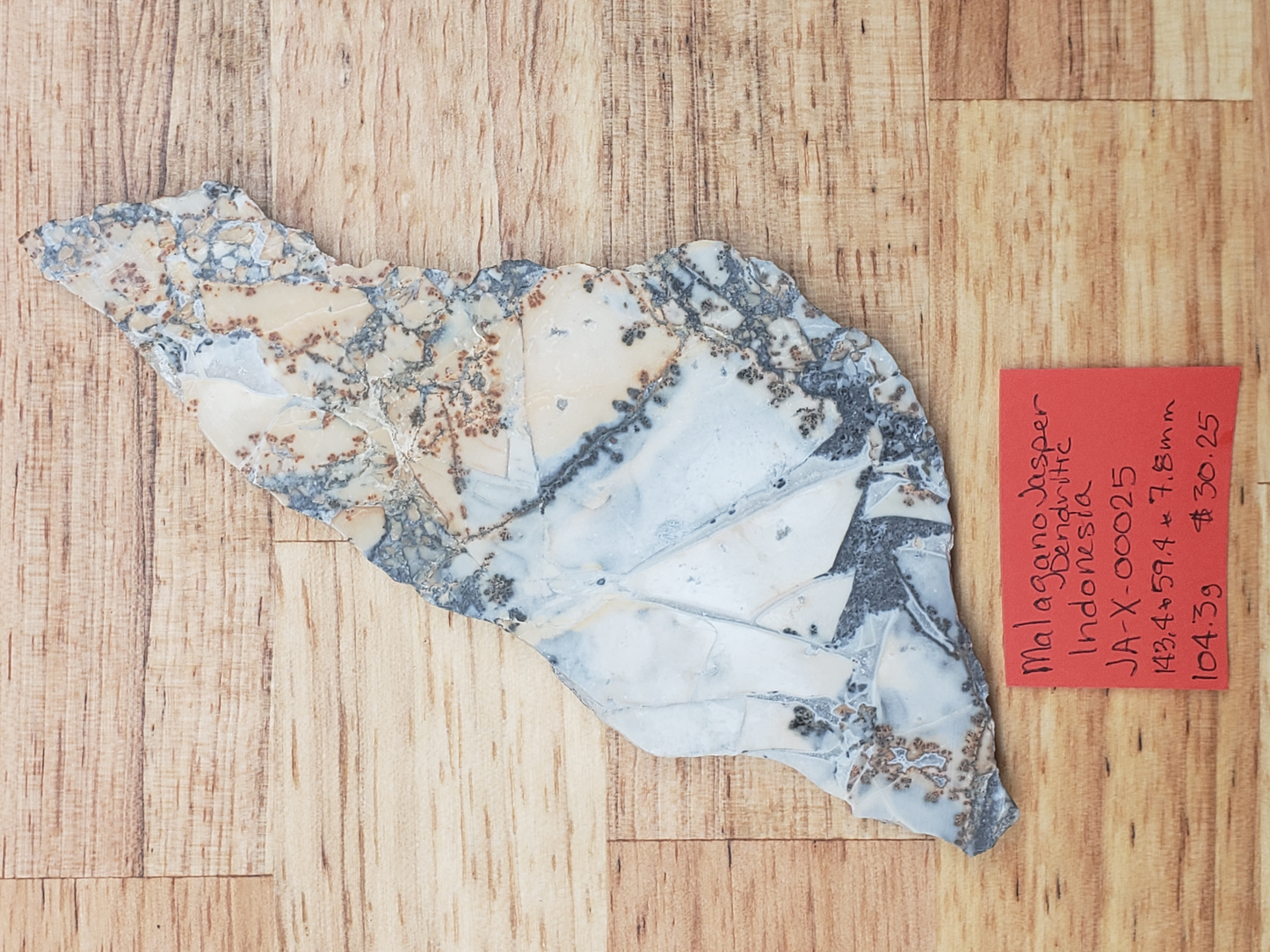 Dendritic Jasper JA-x-00025