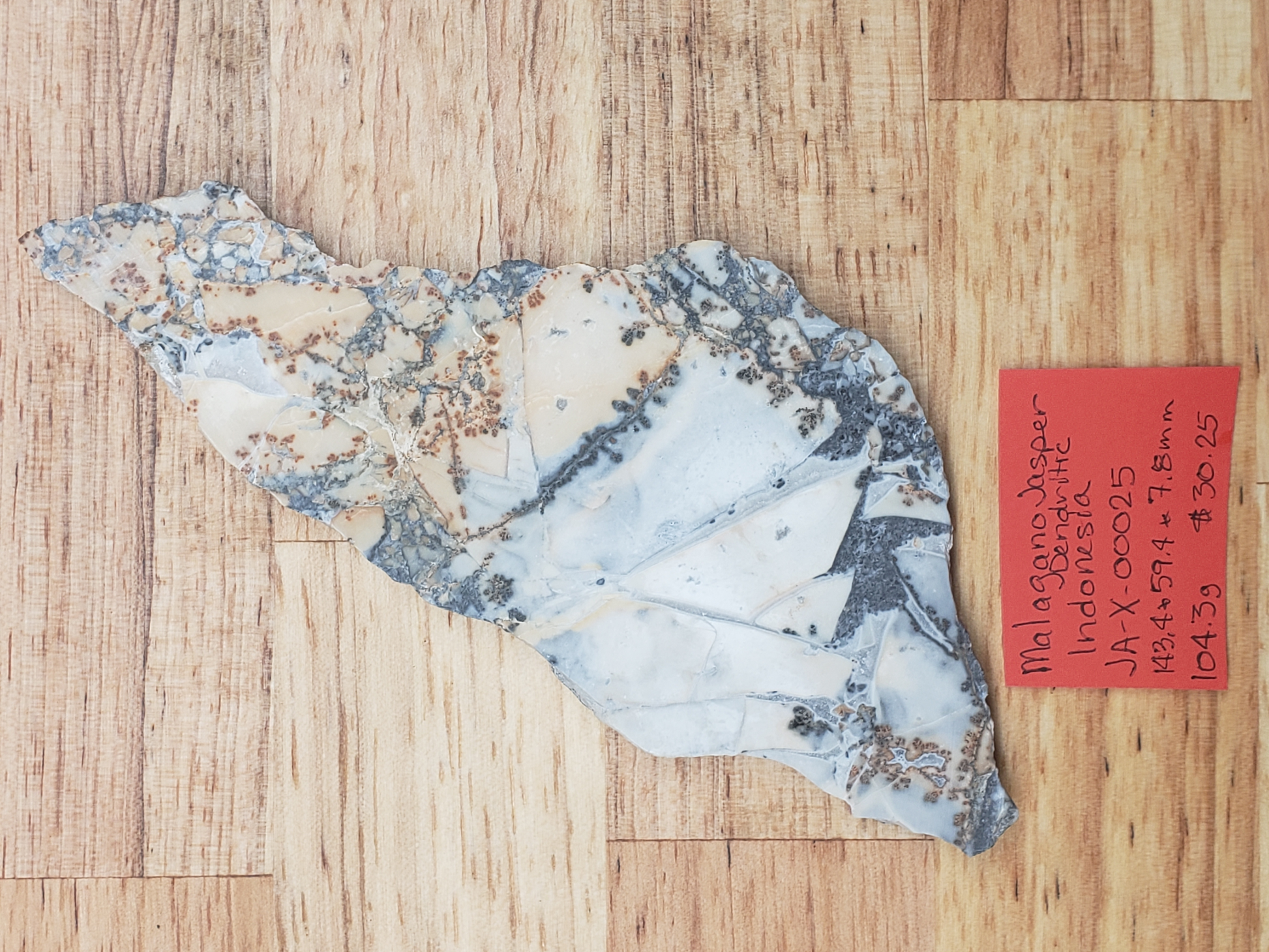 Dendritic Jasper JA-x-00025