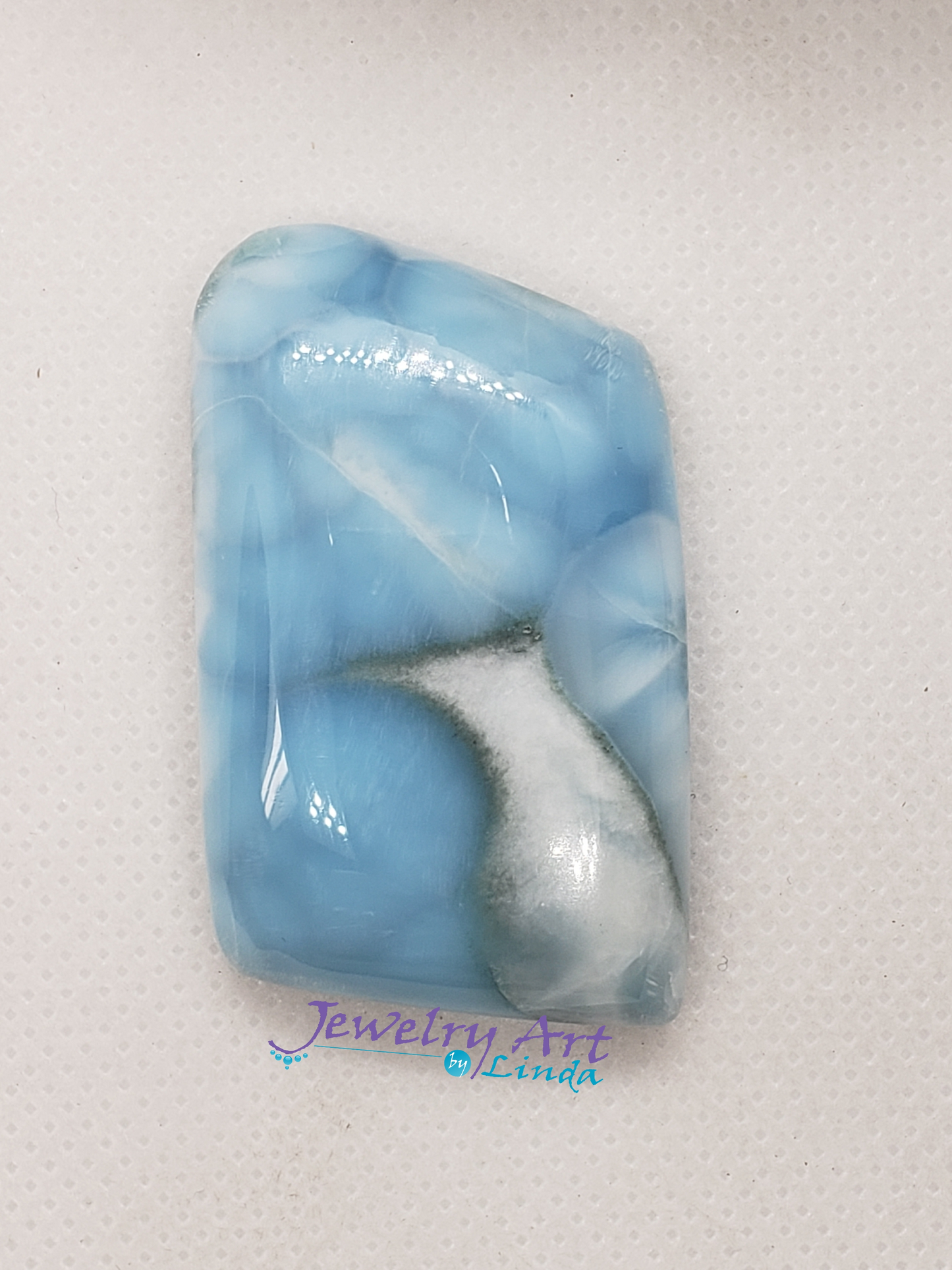 Larimar AAA LR-x-x-00113