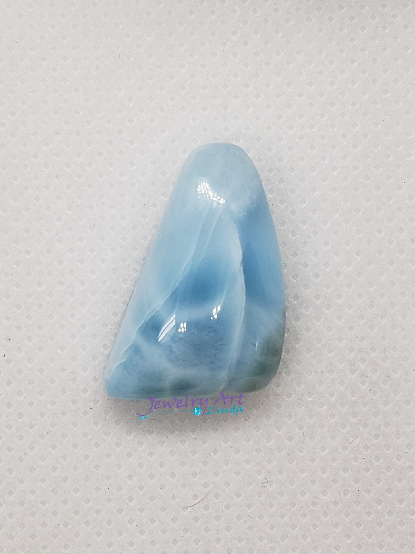 Larimar AAA LR-x-x-00102