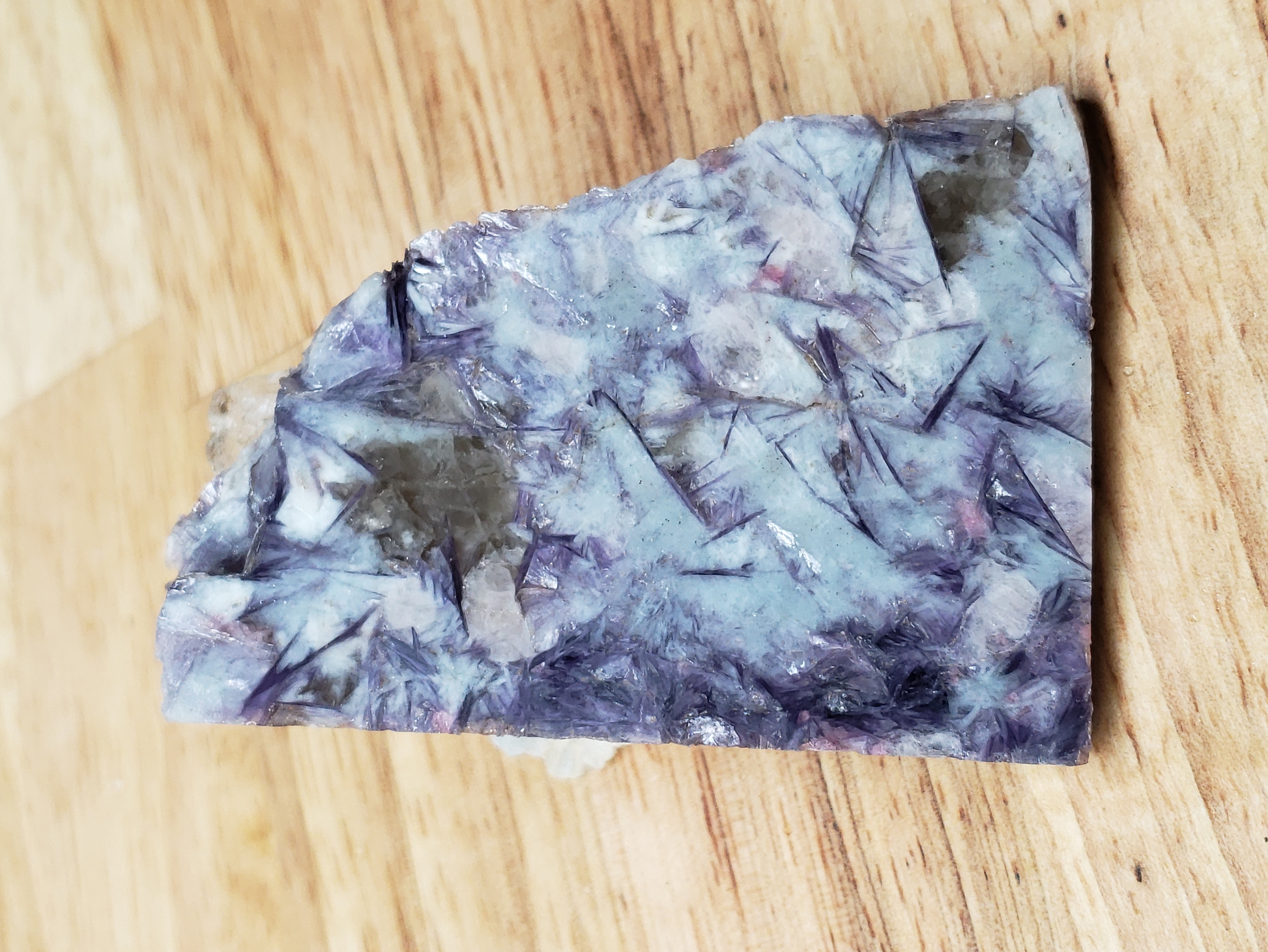 Lepidolite OT-x-00065