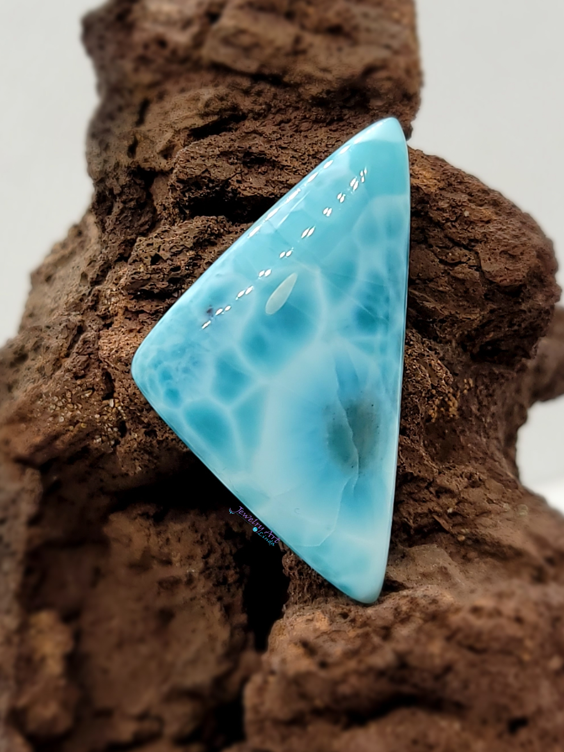 Larimar AAA+ LR-x-x-00146