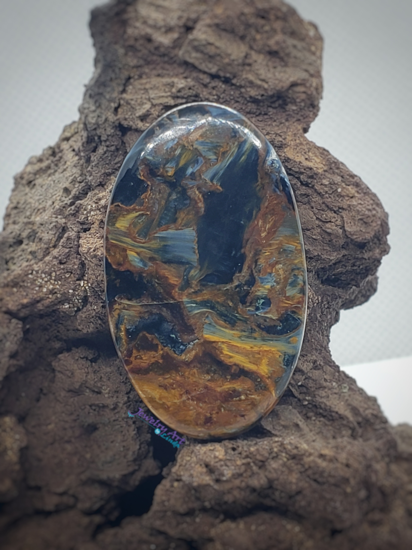 Pietersite OT-x-x-00096