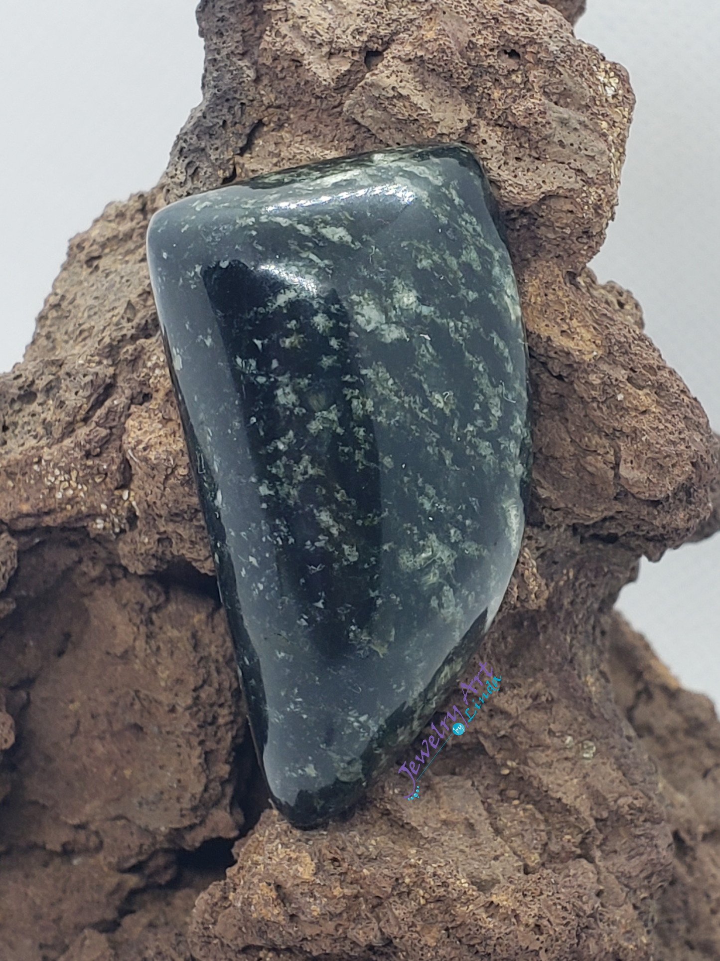 Serpentinite OT-00003-07-02