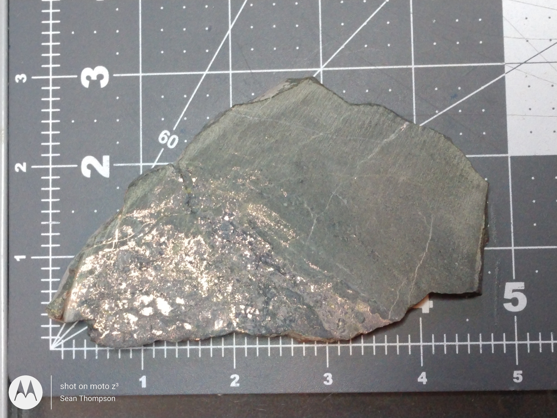 Copper Ore CO-X-00004 (Cracked)