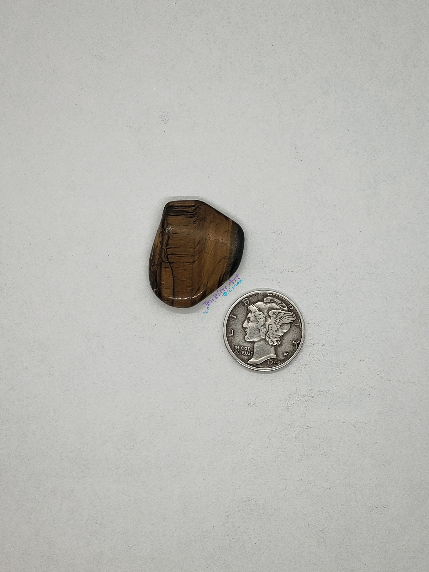 Tigers eye OT-x-x-00078