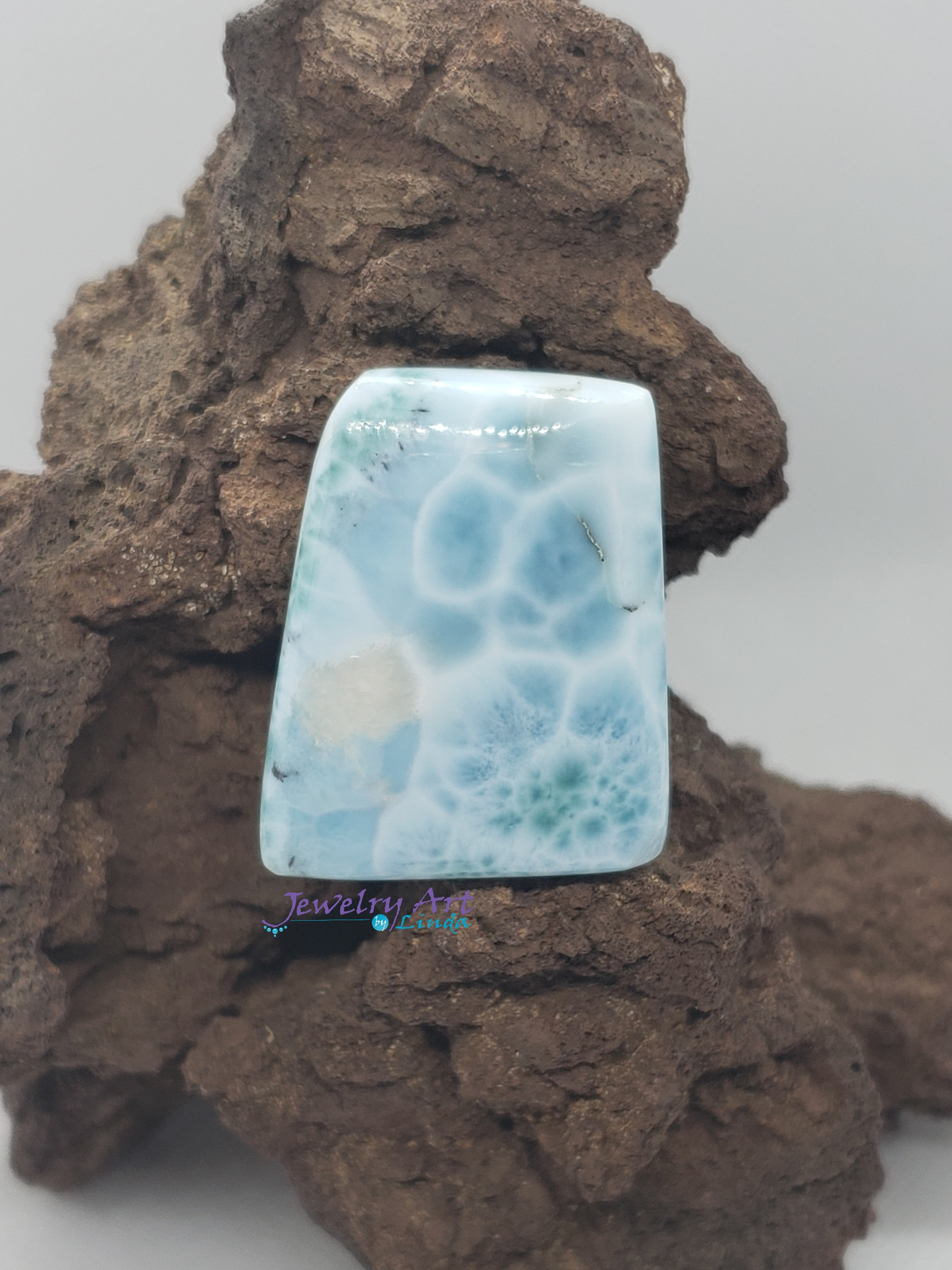 Larimar AAA LR-x-x-00112