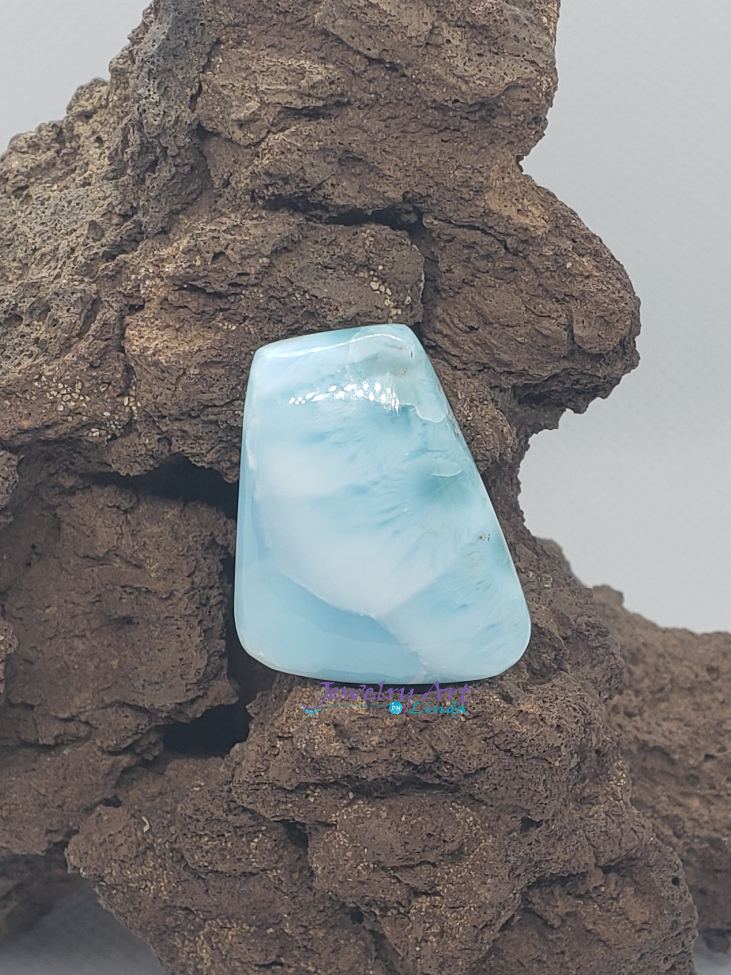 Larimar AAA LR-x-x-00101