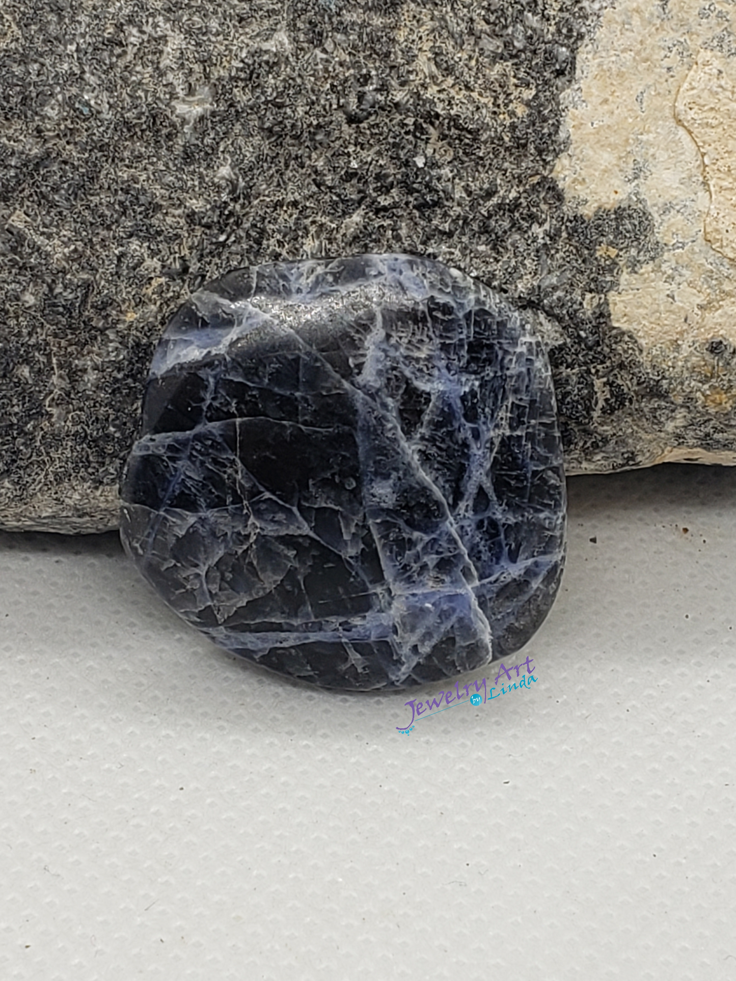 Sodalite OT-x-x-00040