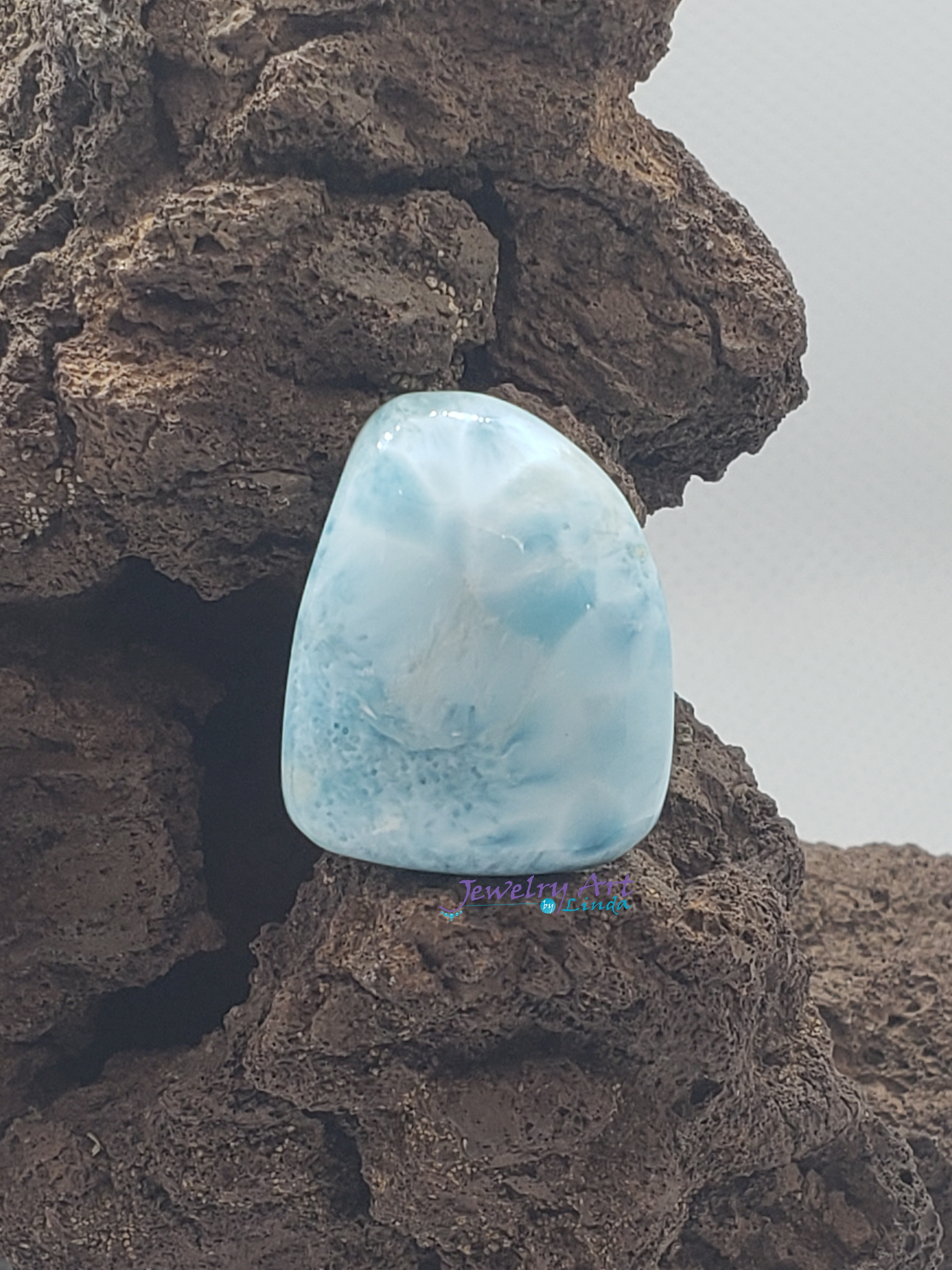 Larimar AAA LR-x-x-00088